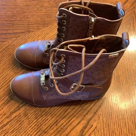 Bebe laced up strap boots - Picture 2 of 9